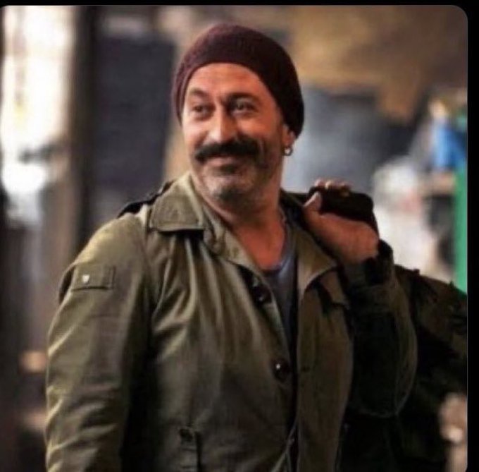 aag👍🏿😏 #staywithustedesco tweet media