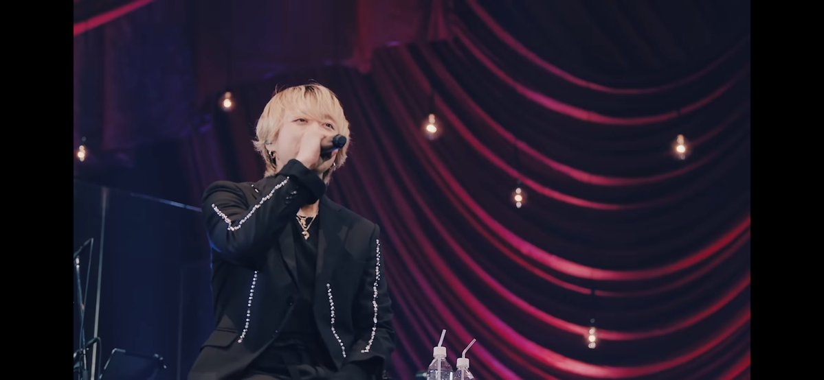 あられ tweet media