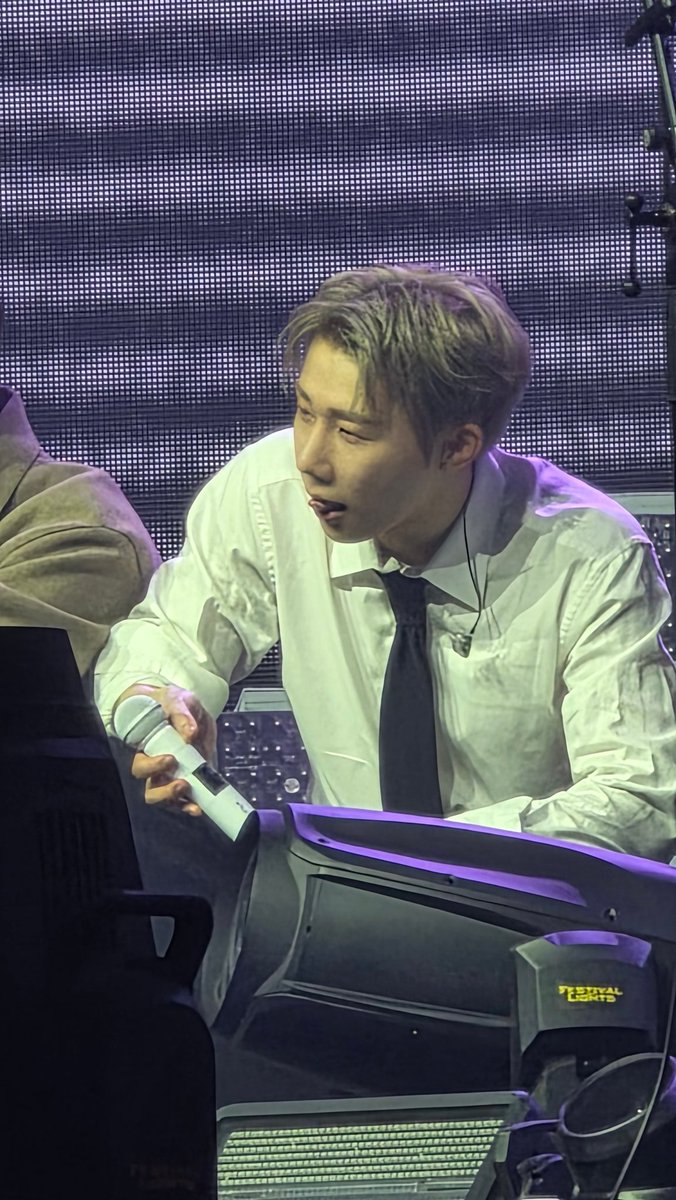 🕯나나 tweet media