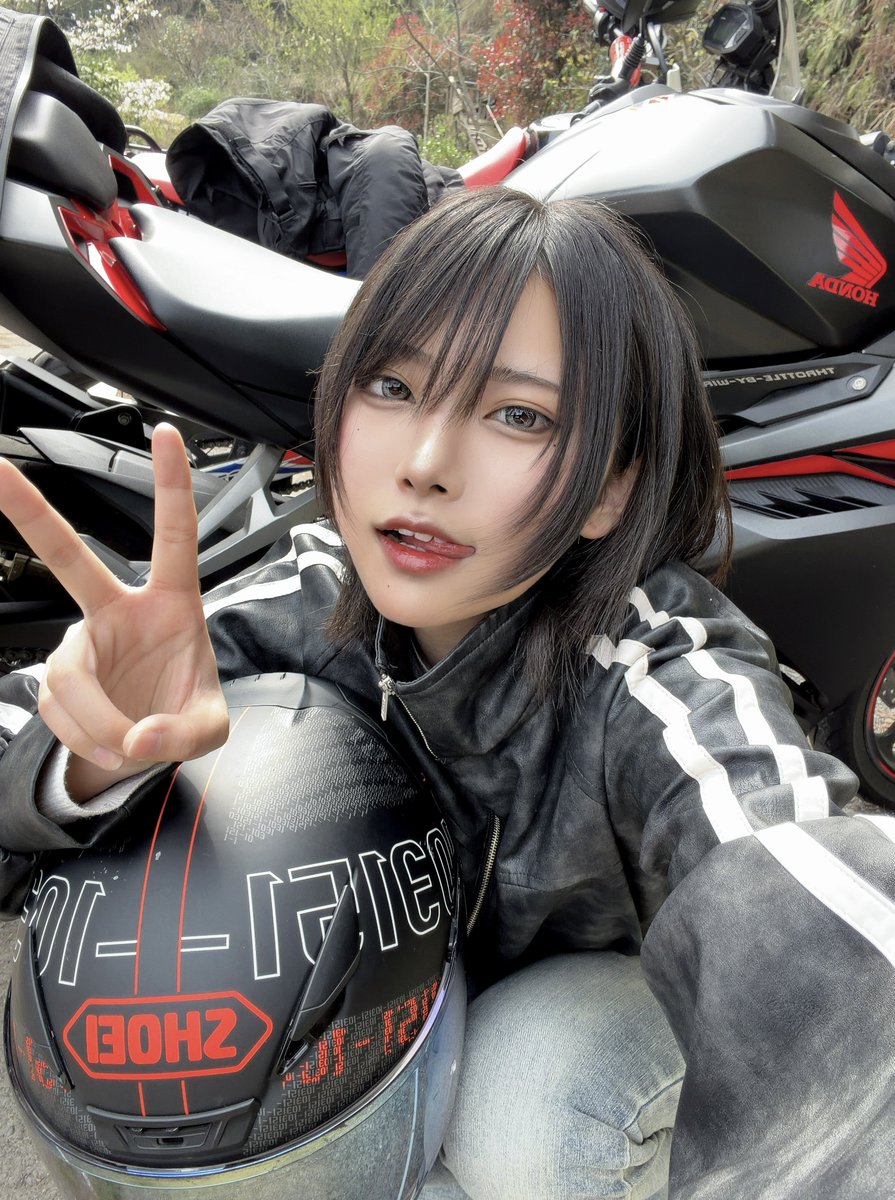 ︎せら tweet media