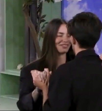 lisa cat 🐈‍⬛ tweet media