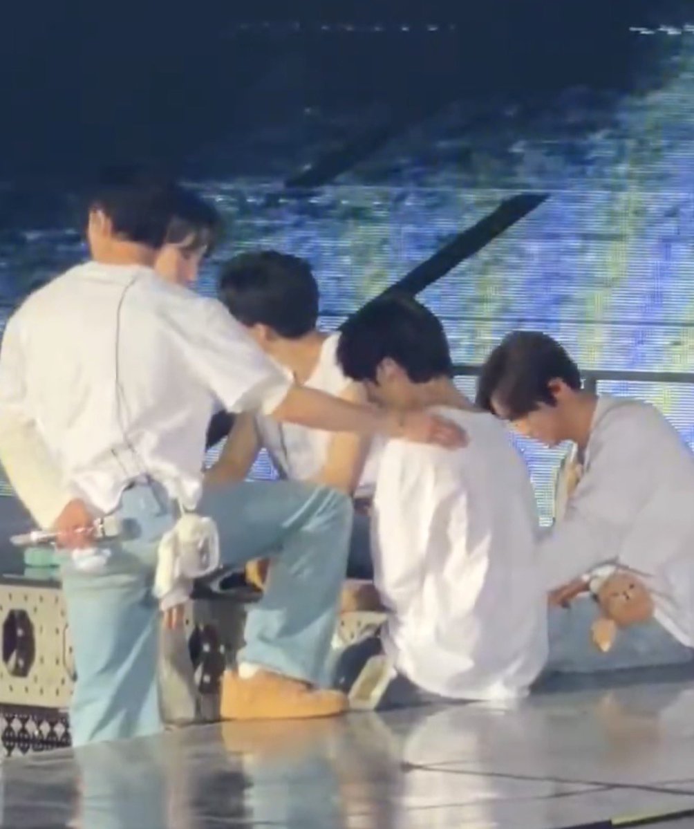 gg # 지대세 🚓♡ tweet media