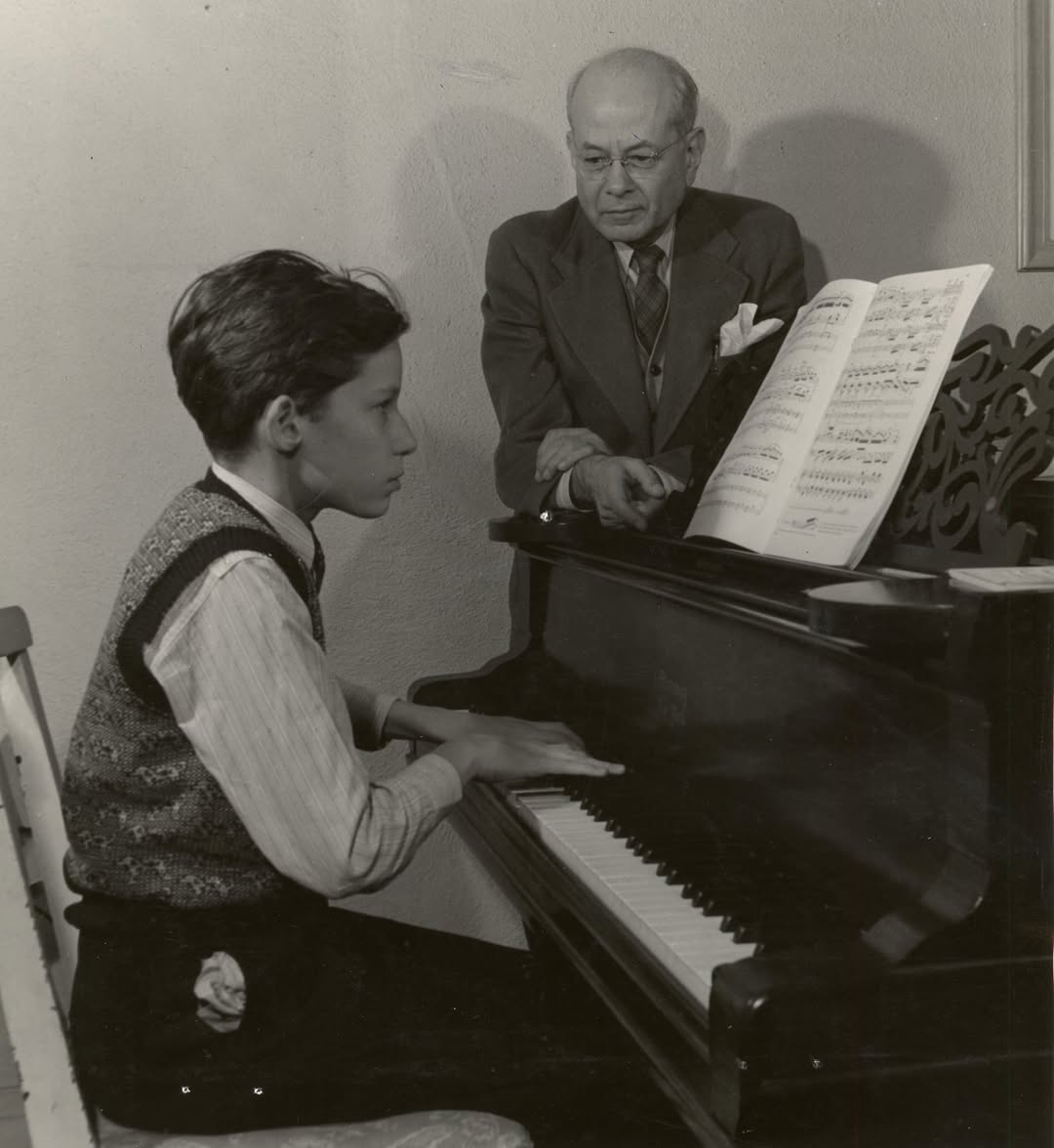 hiddenliburua tweet media