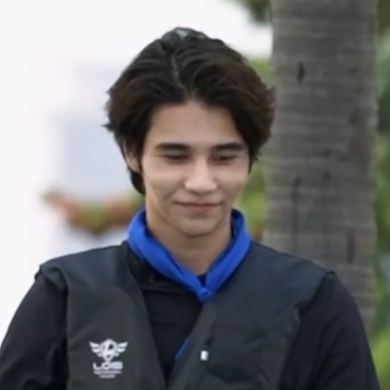 Little ◞♡. tweet media