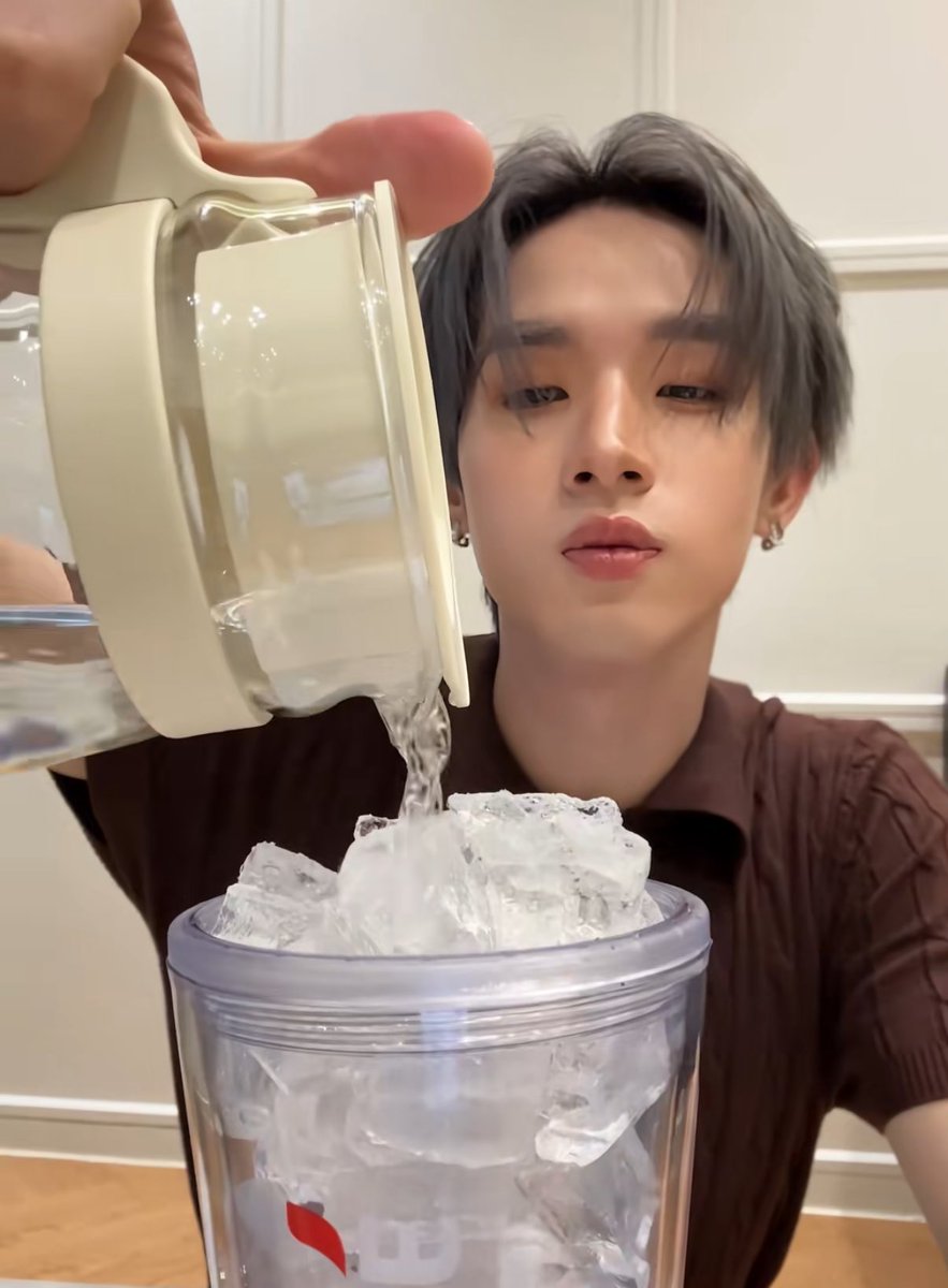 𝚝eddi ⋆ ᶻ 𝗓 𐰁 tweet media