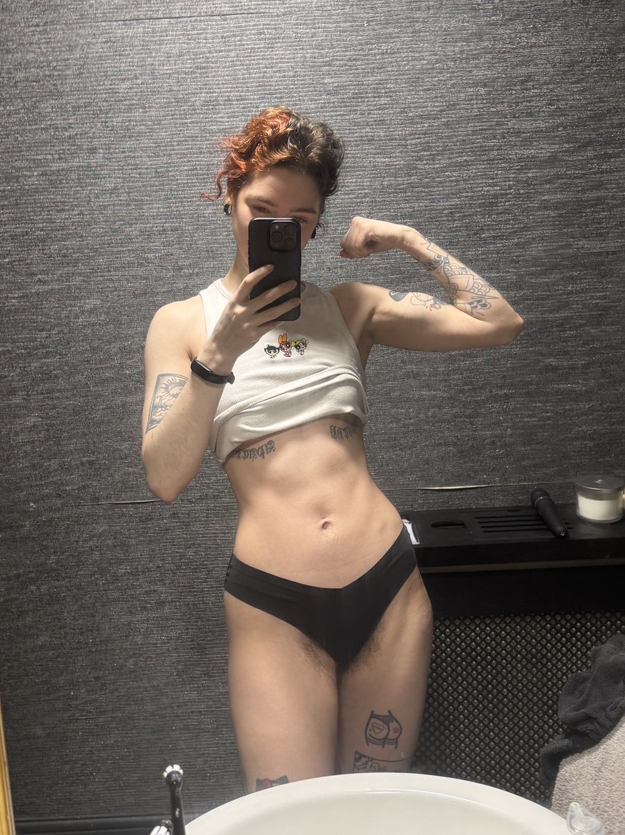 Rae_Moon1's tweet photo. I heard you needed a hairy muscle mommy in your life https://t.co/hagOnOzfdI