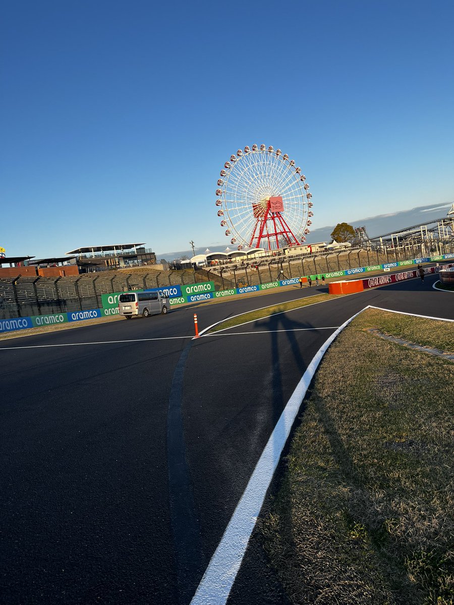 Helèna Hicks tweet media