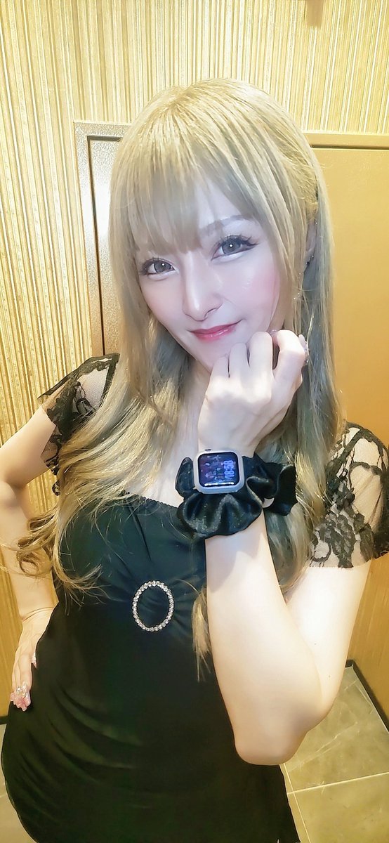 u2iSiI44LSkwgxY's tweet photo. 今日は2週間ぶりのsakkyちゃん🤍
今日の衣装も可愛かったよ〜👗🖤✨
またどこかでバッタリ会うか、はたまた十三で会ったときはよろしく〜🥳
今日もありがとう🙇‍♂️
#sakky ちゃん @sakky_freeza 
#イーグルR1十三東口 https://t.co/E39HURDh8R
