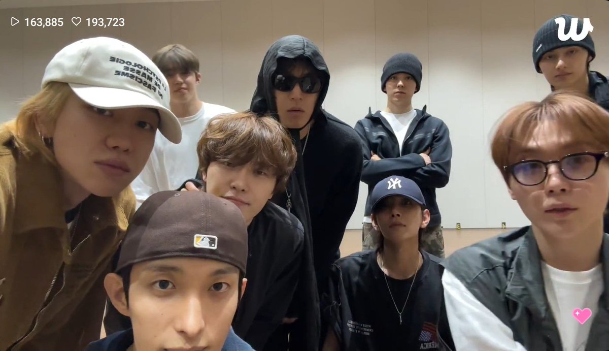 엘라 𝕖𝕝𝕝𝕒 | 첫 F19 tweet media