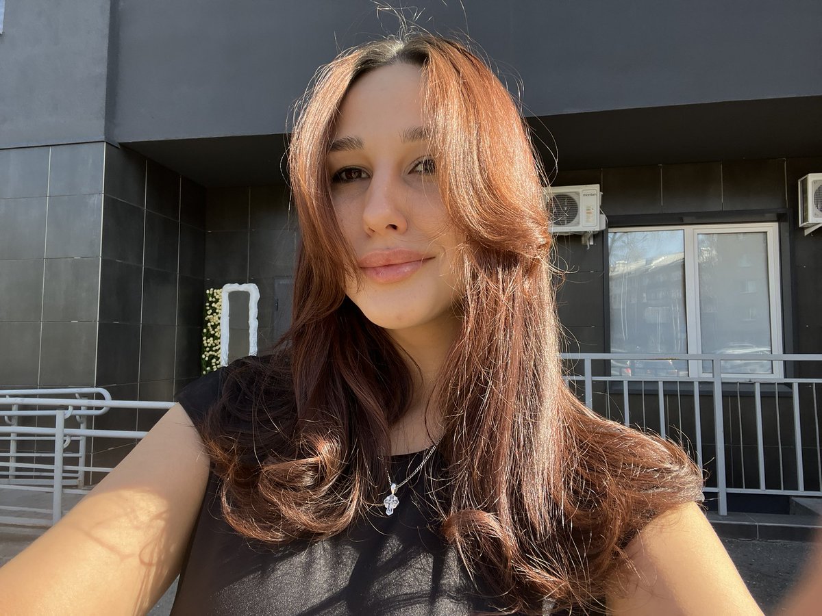 здрасте, я Настя tweet media