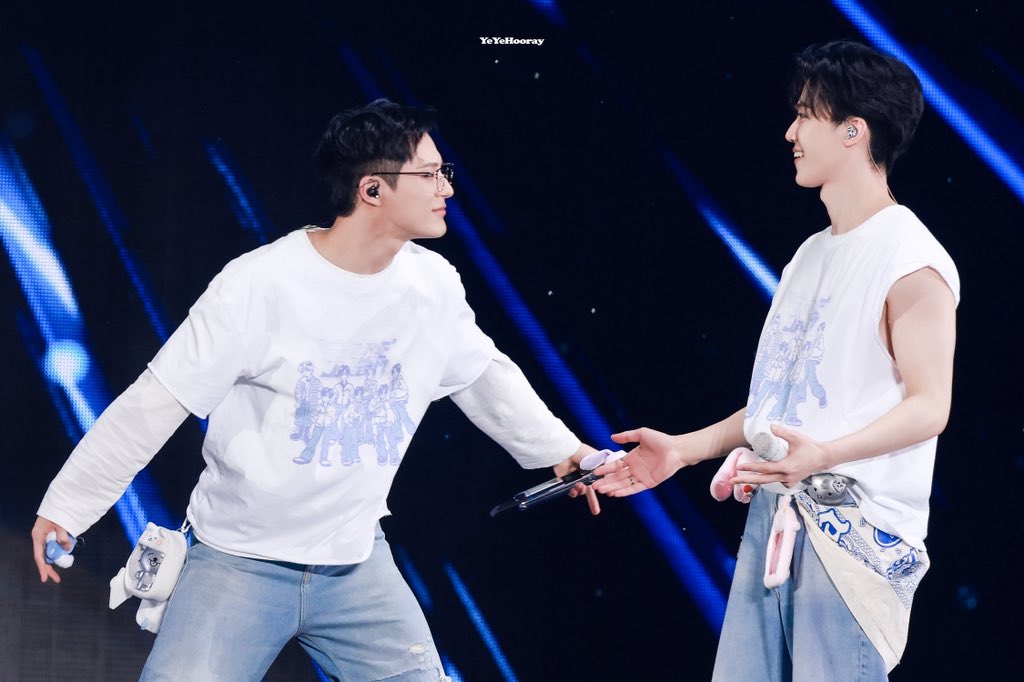 YeYeHooray tweet media