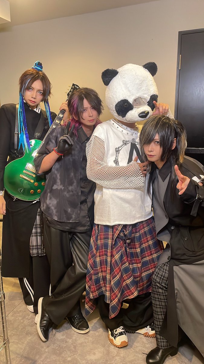 KAKURIYO PANDA.official tweet media