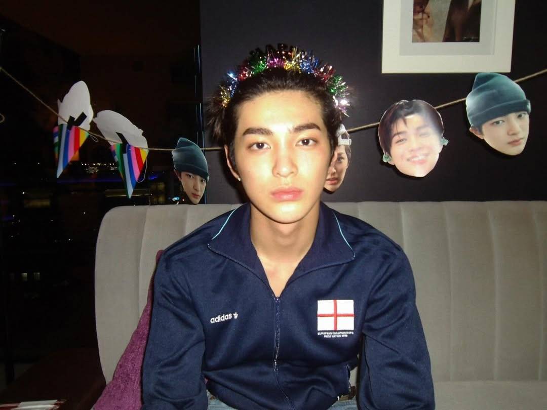 Base umum bisa follow @cornerfess tweet media