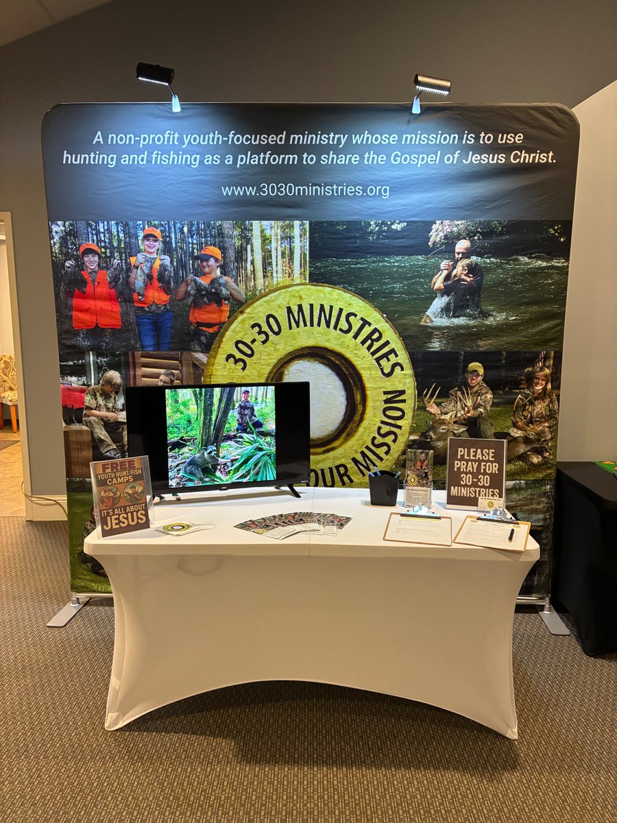 We were asked to be a part of a special Ministry Day at Crossroads Baptist Church in Eatonton, GA. Service is at 10:30. Come meet us and learn more about 30-30 Ministries. This is also a fantastic church if you're looking for one in the Putnam County area.