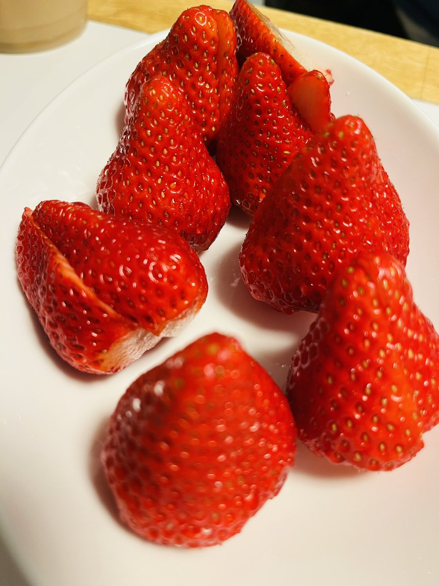 メイドカフェ・奥たん。ハマグリのお吸い物。タンパク質サラダ🥗🫜、、、太った分ダイエットメニュー💧🙂‍↕️💦