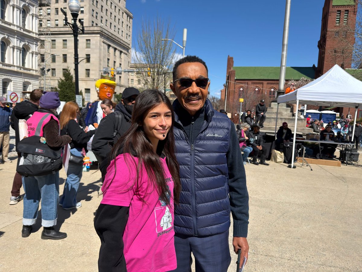 RepKweisiMfume's tweet image. Yesterday’s No Kings Rally was a huge success, again! #Baltimore #nokingsinamerica #nokingsday👑🚫