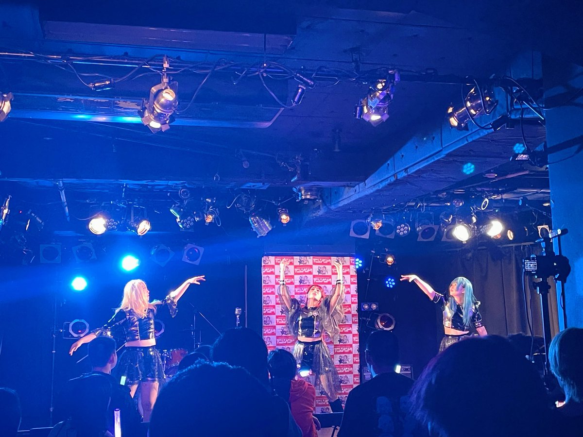 アニソンウンドウ tweet media