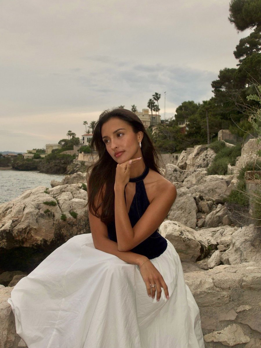 Alexandra Leclerc Archive tweet media