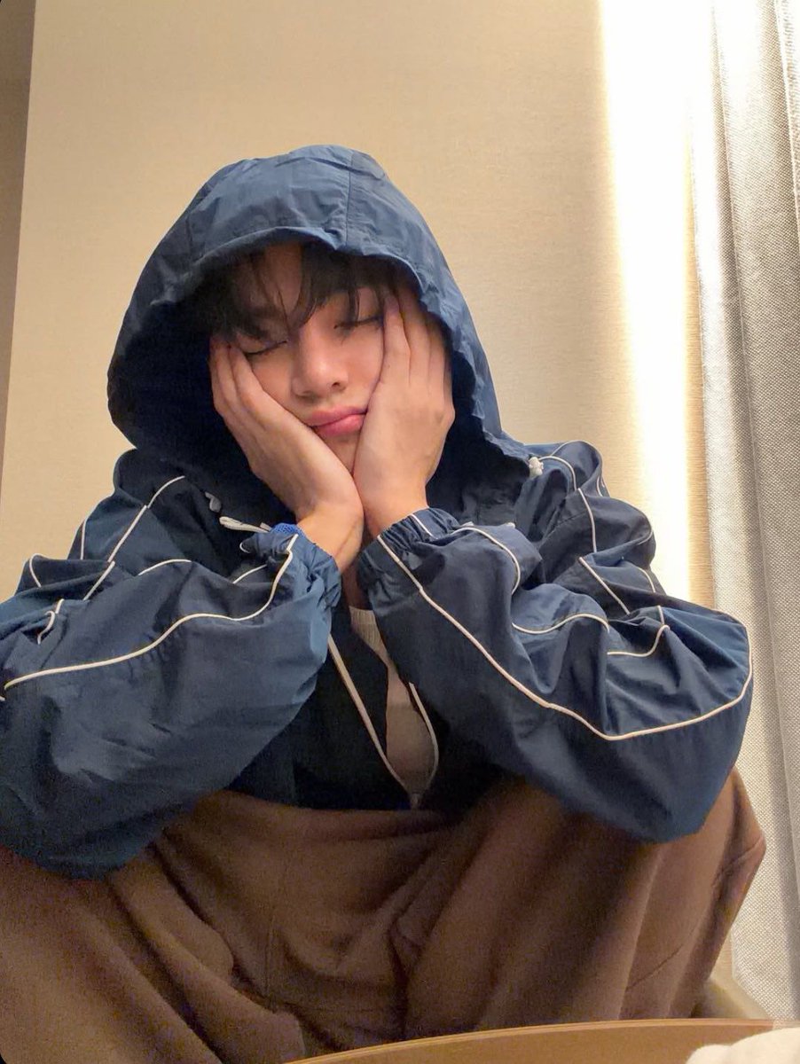 HARMY509's tweet photo. #harmyfamilly #harmy #kimtaehyung #BTS https://t.co/SWjeOUQDYQ