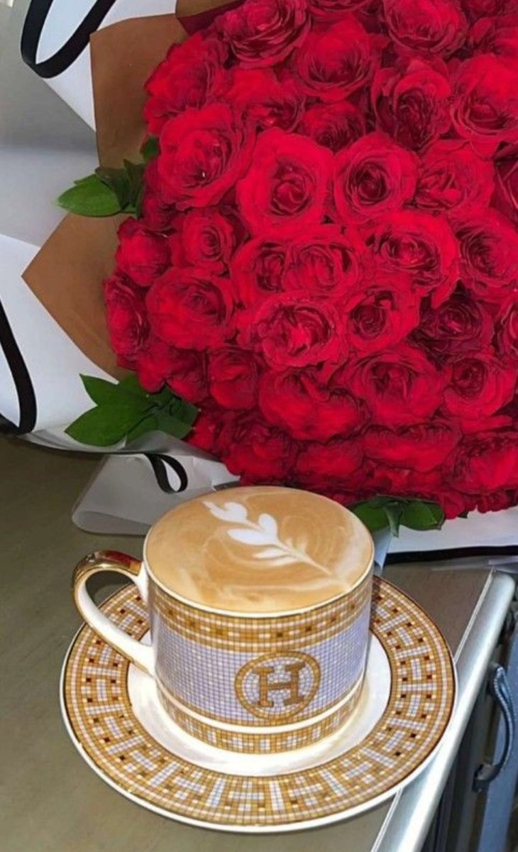 Nefertiti tweet media