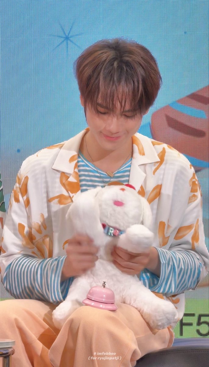 ฟอบอ . tweet media