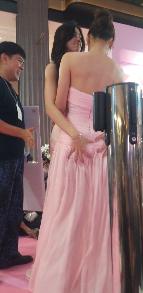 ᵖᵃⁱʳʳʸ·ᵐⁱᵘᵗᵒᵖⁱᵃ tweet media