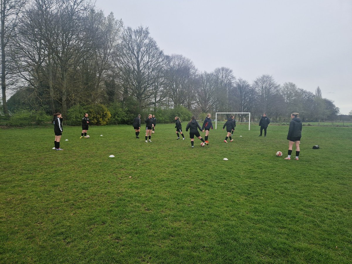 Darren Gilham tweet media