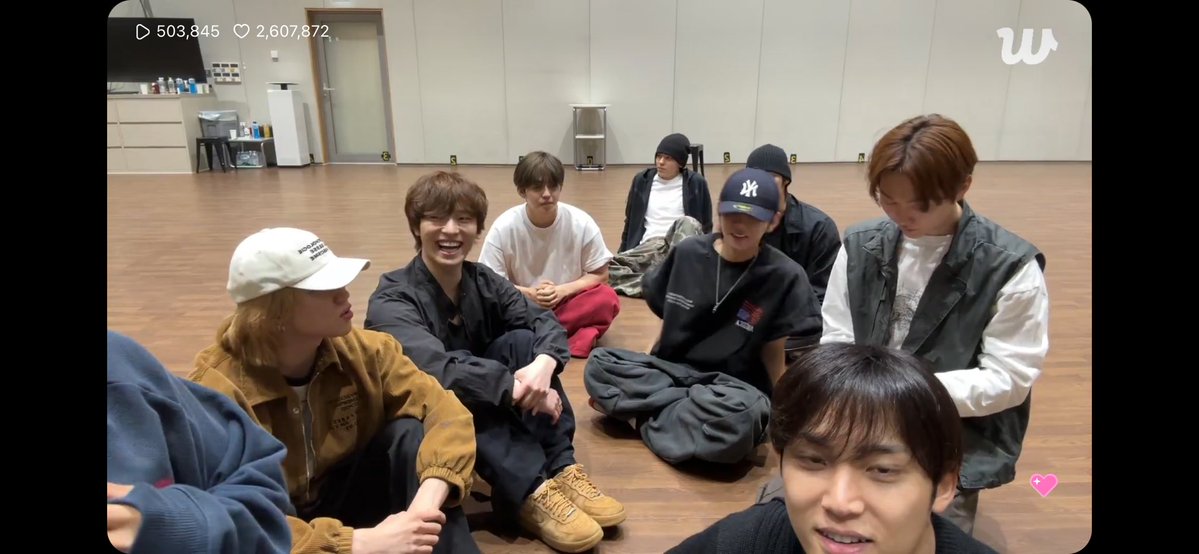 Eightⱽ⁸ tweet media