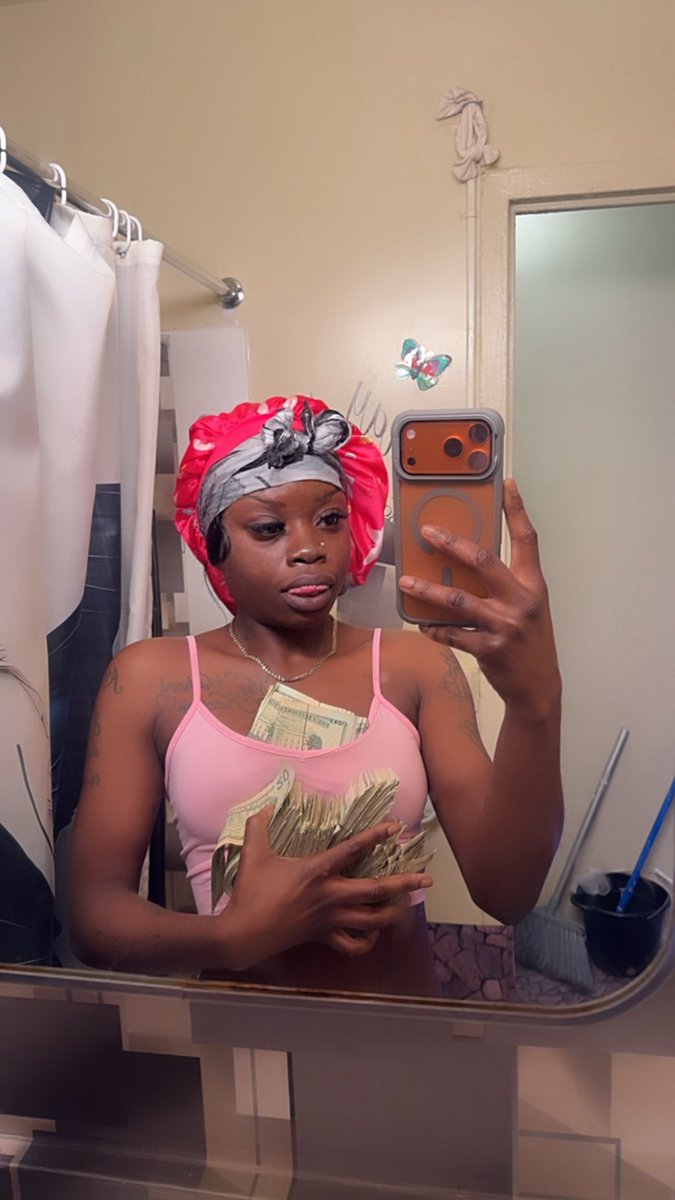 TheReal_Bandss tweet media