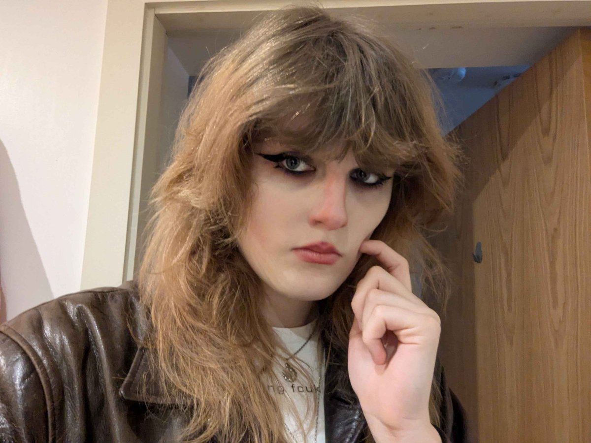 Faye☆🏳️‍⚧️ tweet media