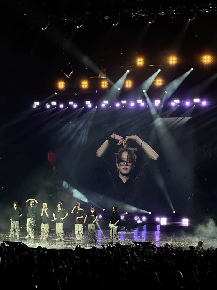 ναηуαα🪽 𝐨𝐭𝟕 𝐭𝐡𝐢𝐥𝐥 𝐭𝐡𝐞 𝐞𝐧𝐝 ♥︎ tweet media