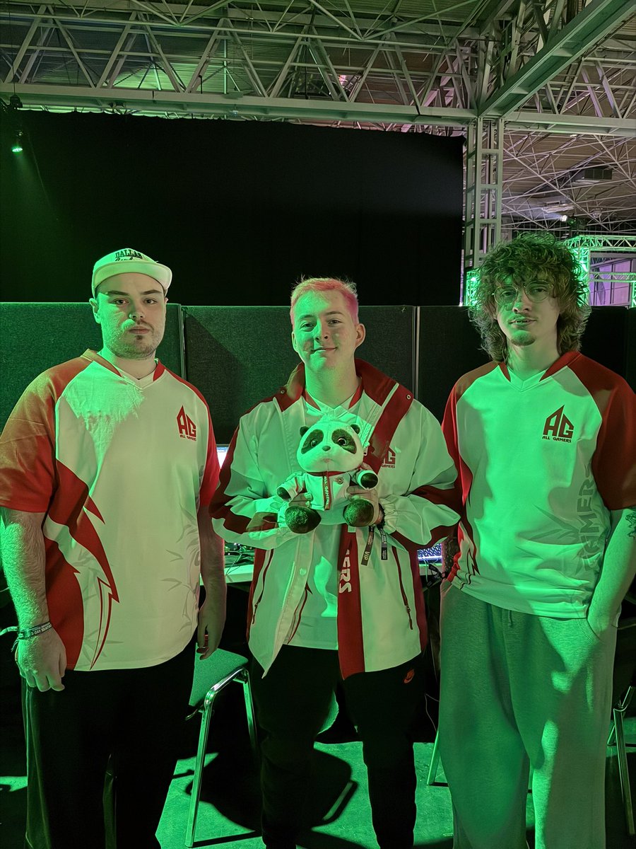 AG Fifakill tweet media