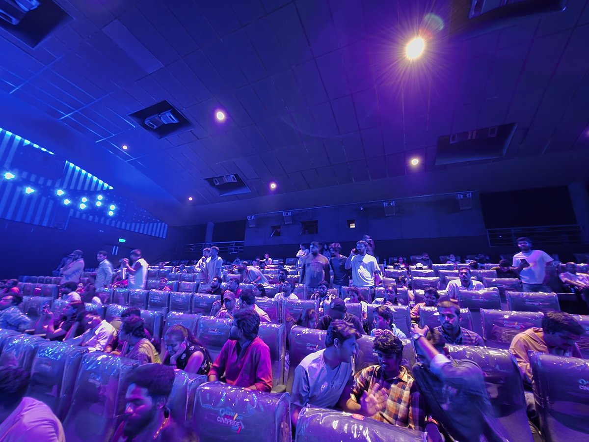 S P Y ™ tweet media