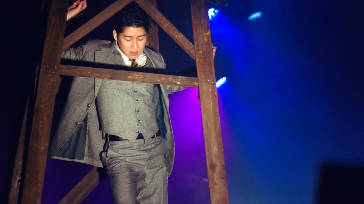 『水の間の子供たち』
2日目、昼・夜ありがとうございます。

もう折り返し。
更に強く。更に繊細に。
重たく、壮大に、大切に。

あのサルメの幕間にも出演というか
何というか、はい。有難いことに。
#サルメカンパニー
#水の間の子供たち