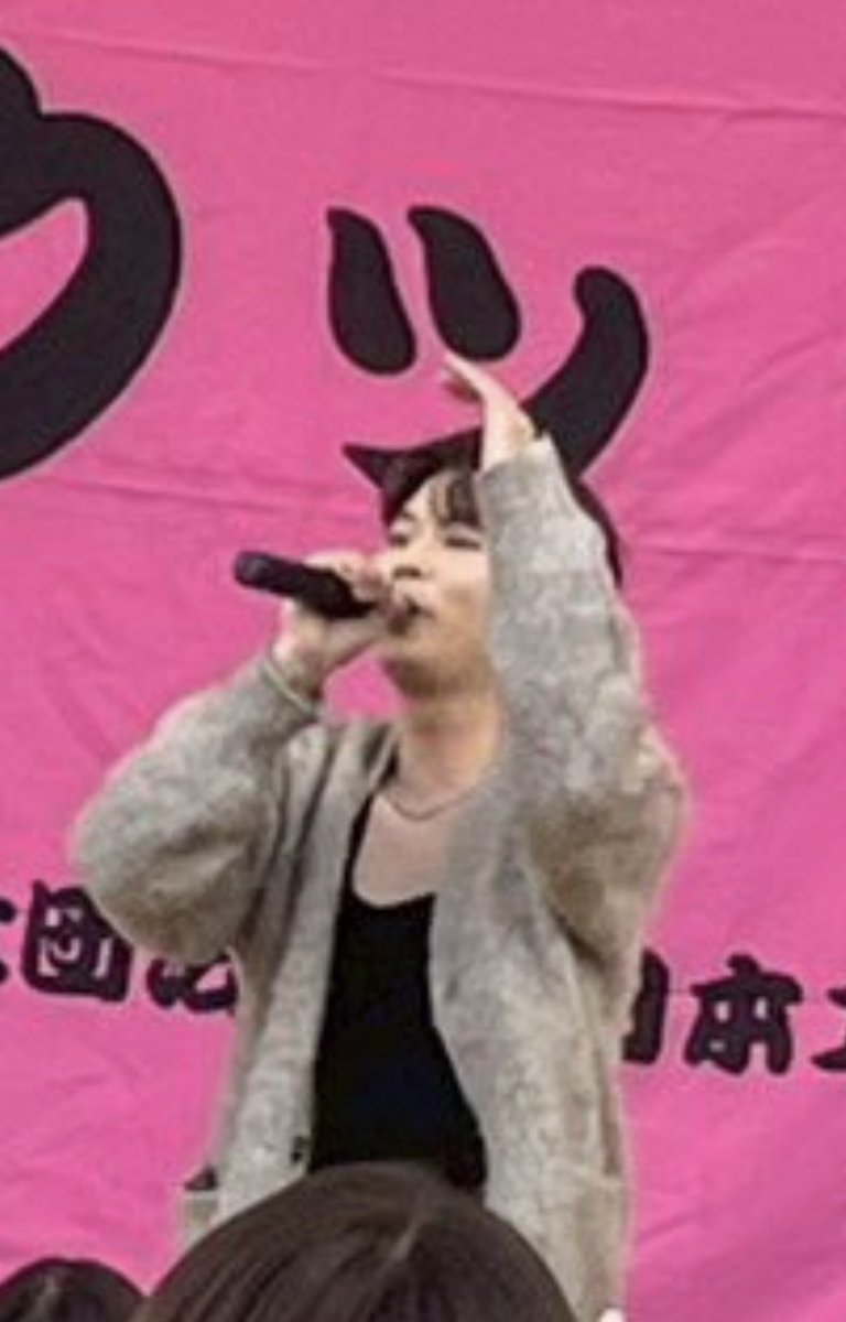 べべべ tweet media