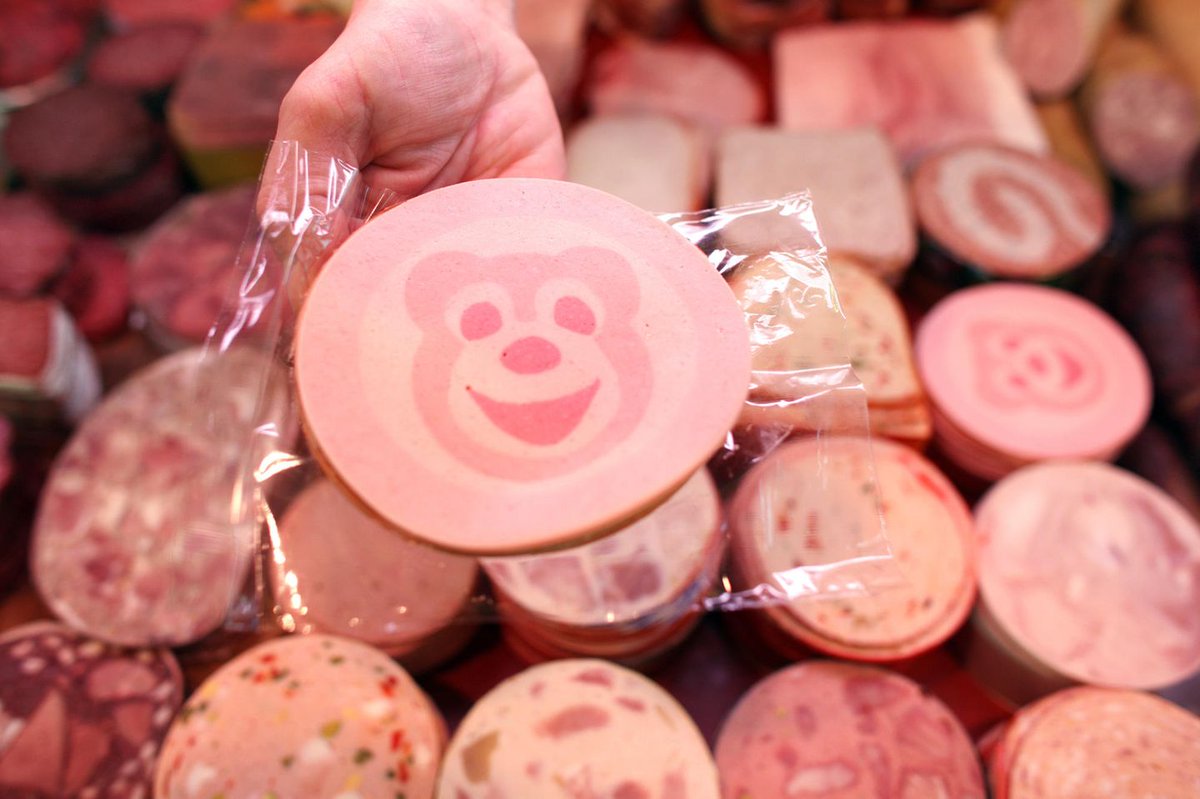 Nur besoffen zu ertragen tweet media