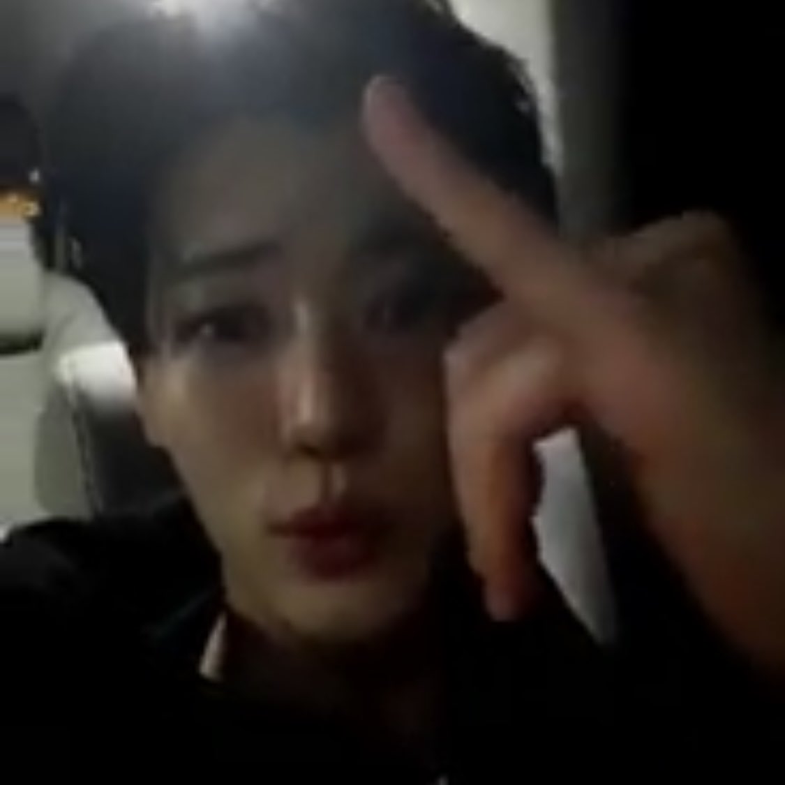 𝓑𝓲 rest tweet media