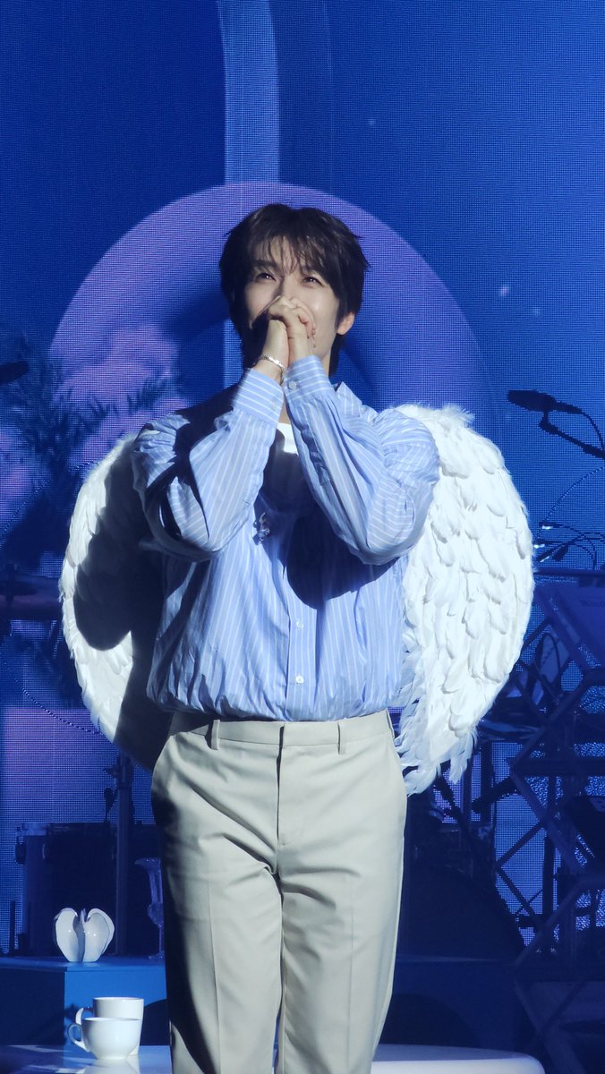 g5d_power's tweet photo. 40대 남자의 꼭모은 두손이 이렇게 성스러울수있을까
사람이 어떻게 천사야👼👼
#손호영 #HOurs https://t.co/fKUtlYFN4b