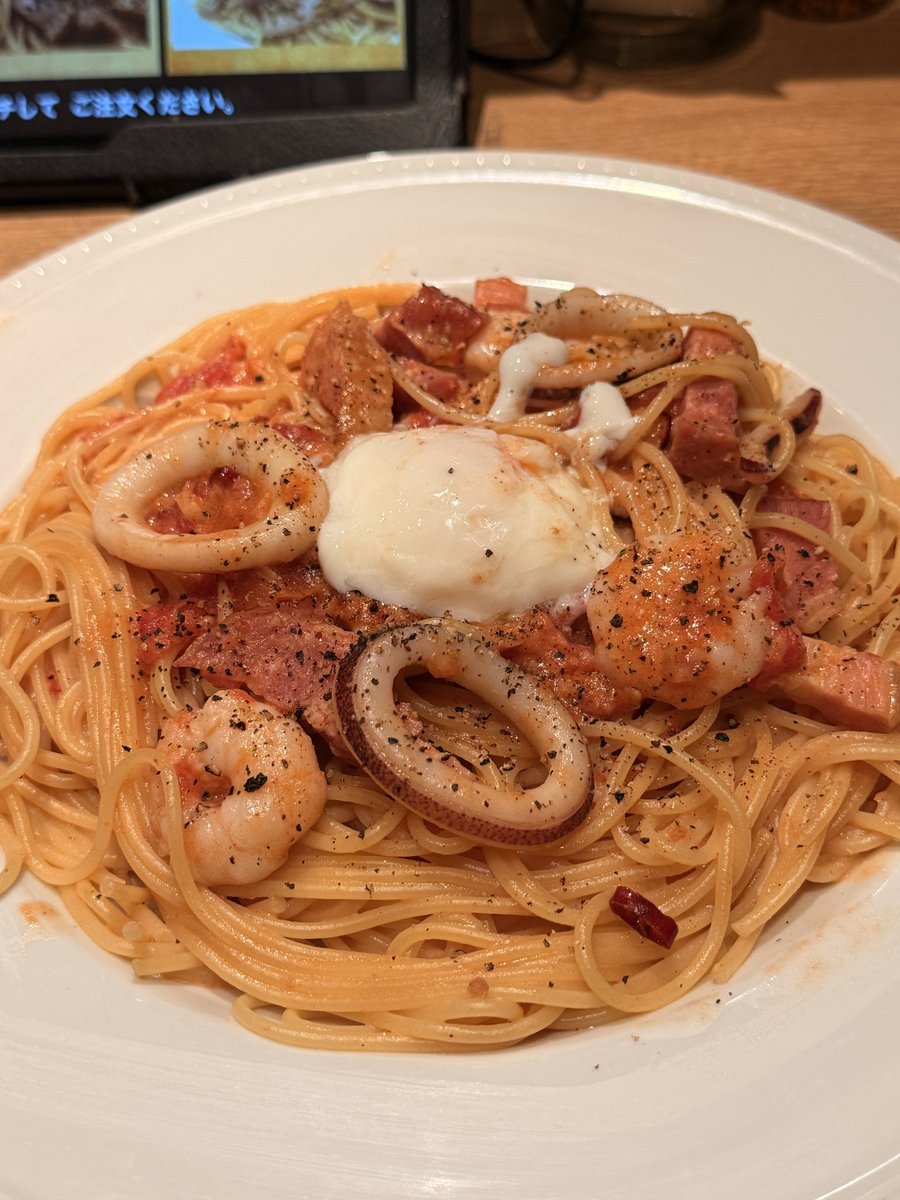 apple_matsumo's tweet photo. 『一人でも通いやすい激ウマパスタ』
🍝 新宿　パスタ屋 景虎 🍝

席も広めで、おひとり様でも行きやすいお店！
一週間めちゃくちゃ頑張った時の金曜のご飯にぜひ！

#東京グルメ #東京ランチ #東京ディナー #新宿グルメ #新宿ランチ #新宿ディナー #パスタ景虎 https://t.co/keSRPU0W9h