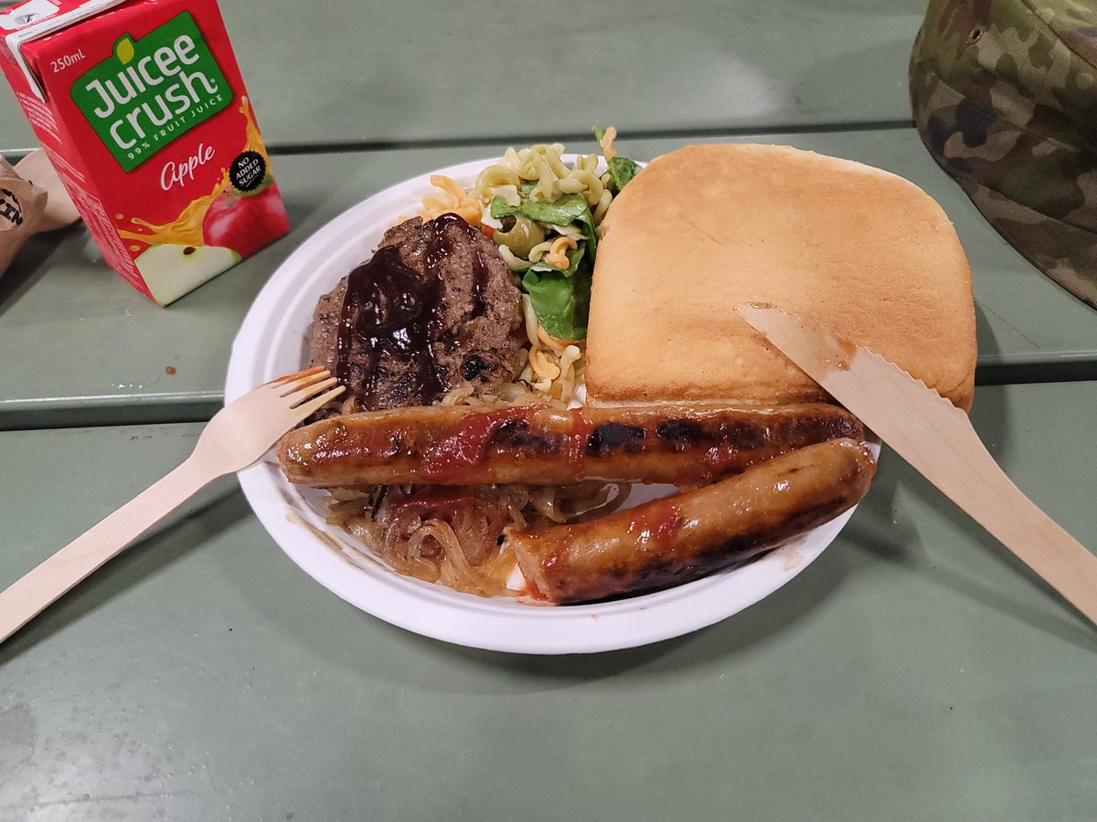 リョウ tweet media