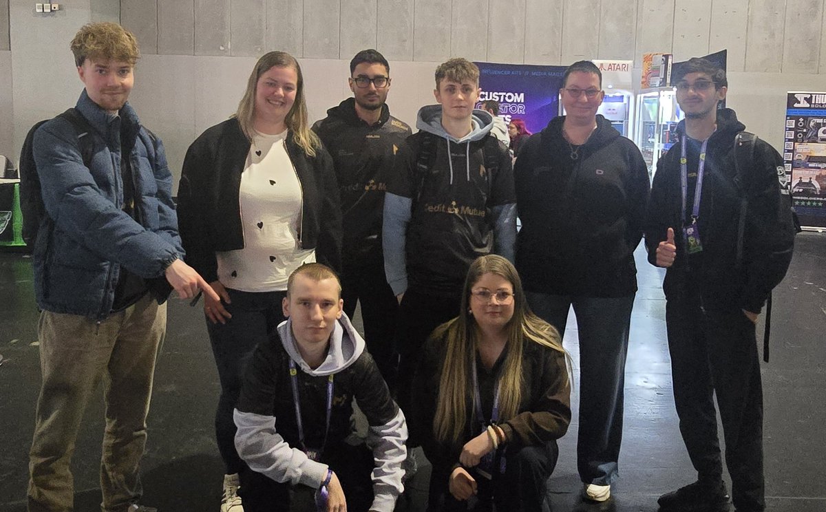 OfficialJonii's tweet photo. The ❤️ I have for these people. 

They are the most kind people. Most grateful as well. Will always have their back no matter in the set-up they are playing. 

Top 6 at #DHBirmingham, top EU team. 

Gg's to the staff of @Majin_club for the amazing passion al weekend. 🔥 https://t.co/ohpSg4RRfC