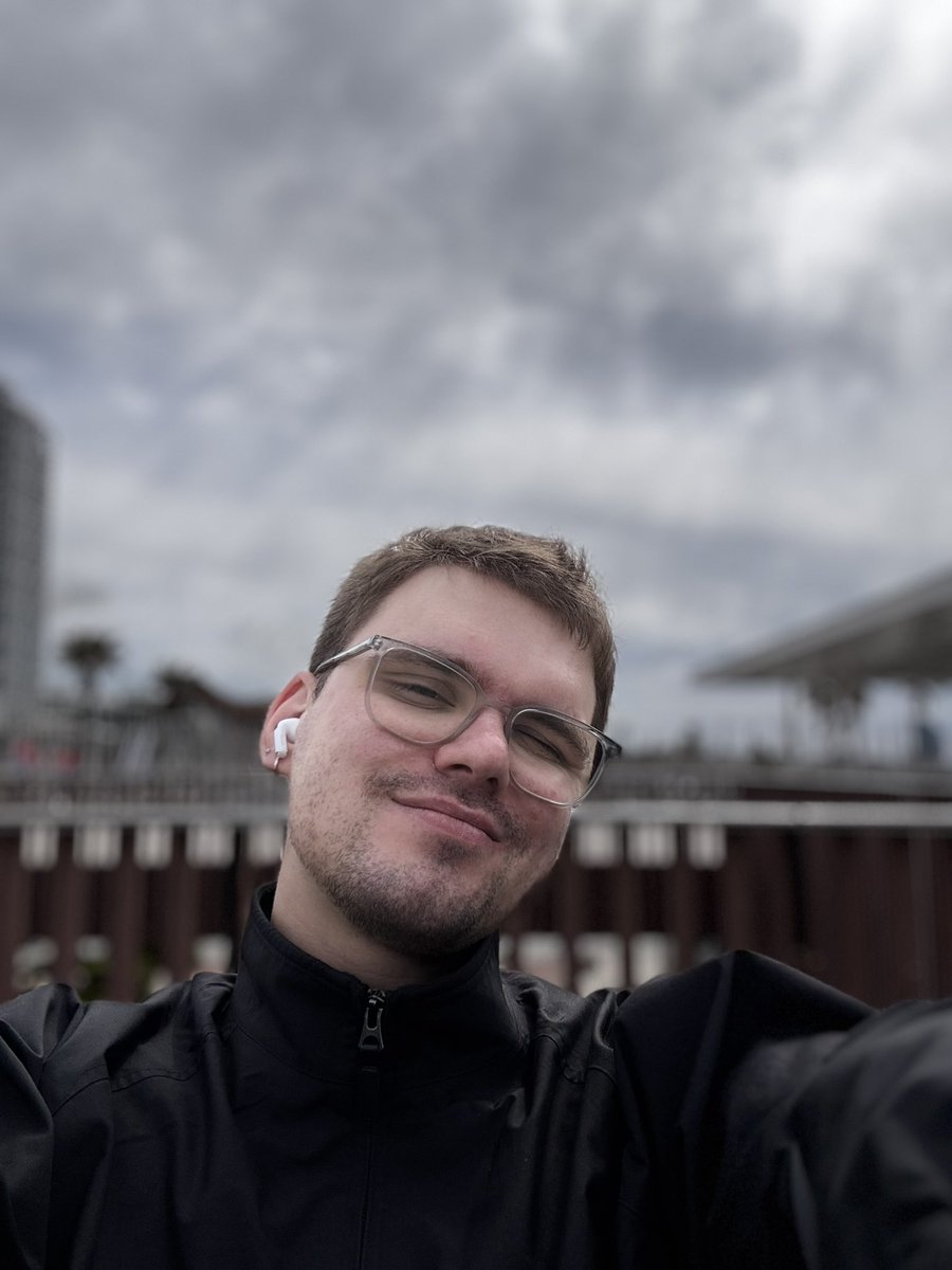 Жаль, что Игорь tweet media