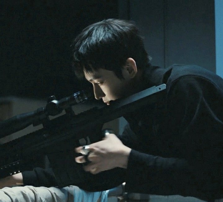 River Kaivan tweet media