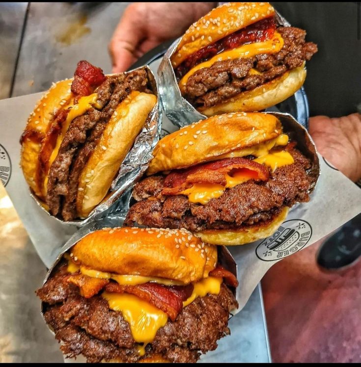 Food Crush tweet media