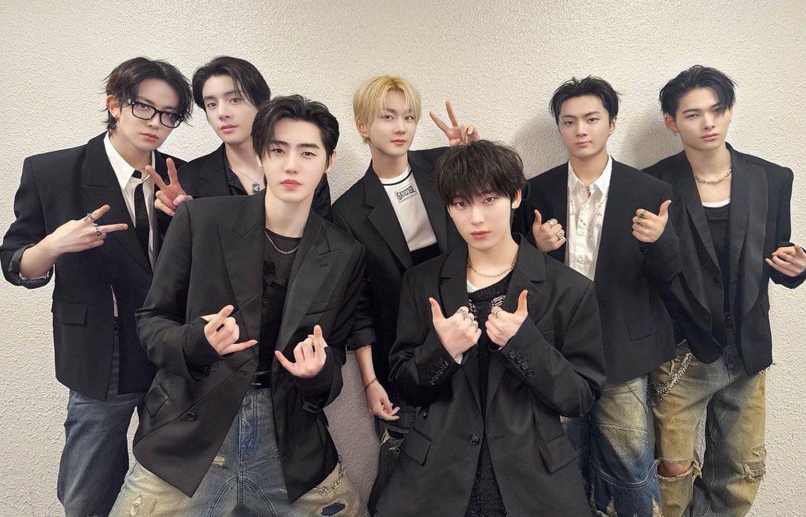 ENHYPEN IS SEVEN tweet media