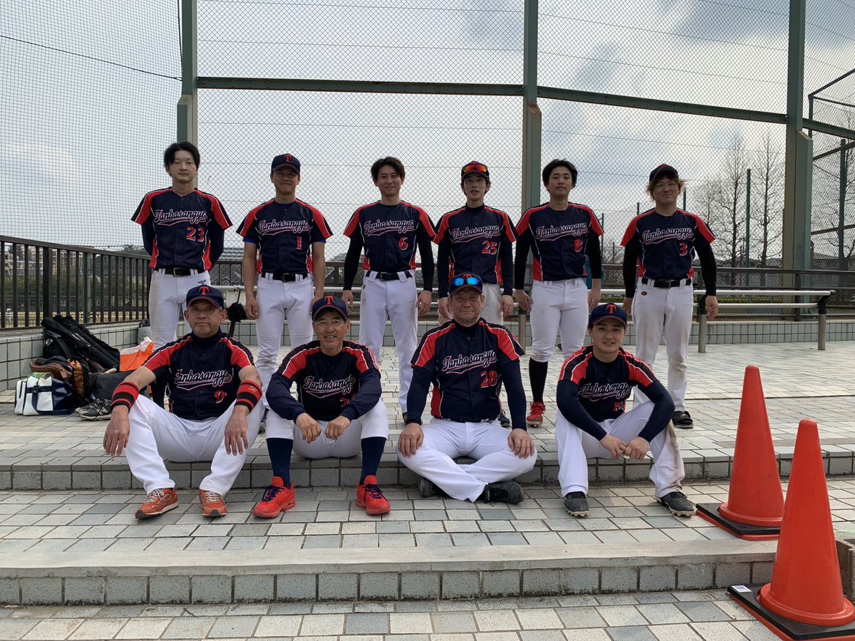 nomo3max's tweet photo. 今日は三田市の試合。
前半は追いつ追われつでしたが、最後にビッグイニングで逆転の10-4。
いつもやられている投手を若い子らがめった打ちにしてくれました。
自身も誕生日を祝う2点タイムリー。
いい記念になりました。 https://t.co/5Ad3lG2t8w