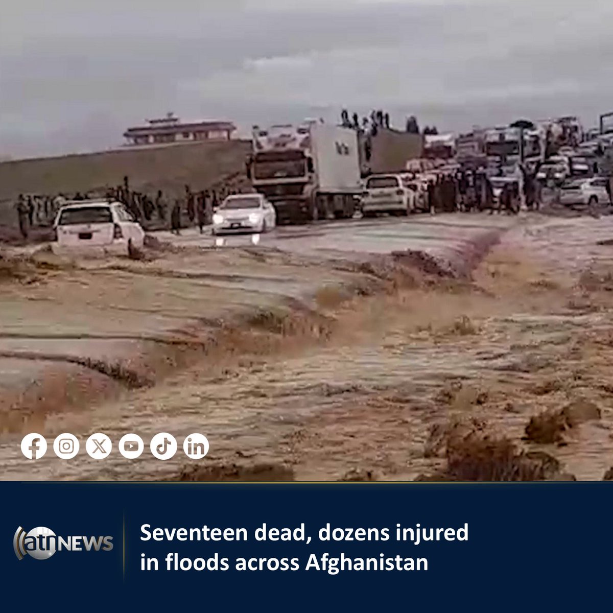 ArianaNews_'s tweet image. At least 17 people have lost their lives and 26 others have been injured as floods, landslides, and lightning strikes hit multiple provinces across Afghanistan, authorities said on Sunday.

Read more at: tinyurl.com/4j2x7pu9

#ArianaNews #Flood #Afghanistan
