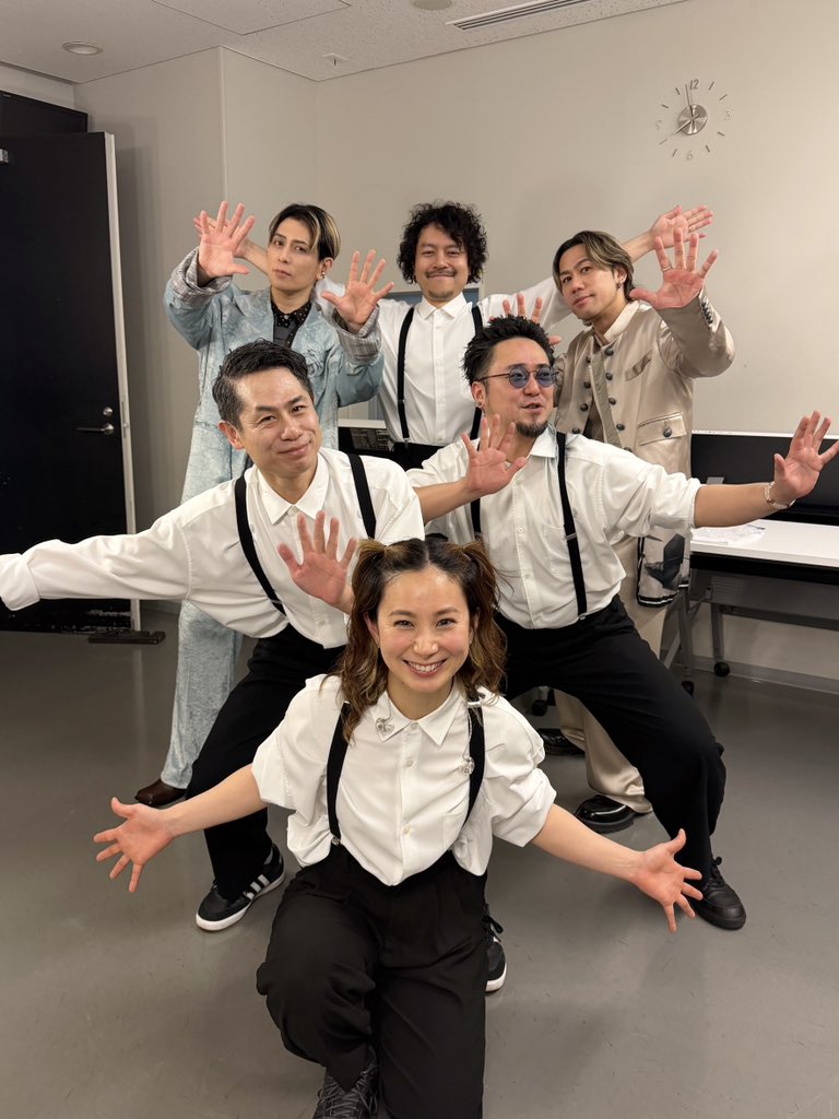 CHEMISTRY tweet media