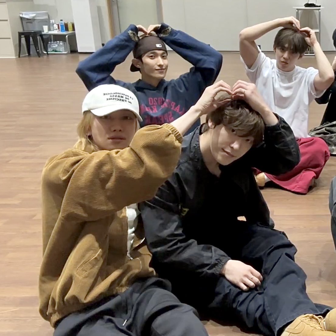 만나 ͙₈✴︎ tweet media