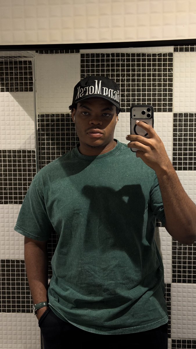 Uncle Emeka || YANKEE GADGETS .ng tweet media